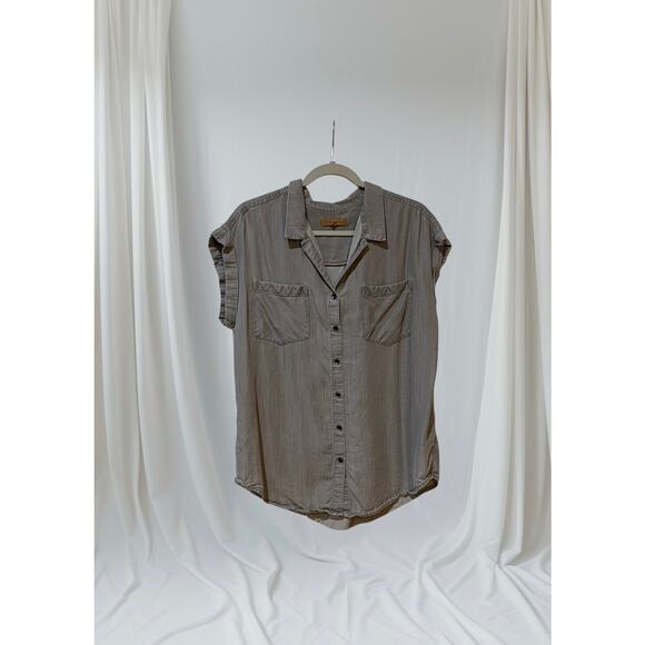 JACHS Girlfriend Gray Stonewashed Short sleeve button down top size medium - Picture 1 of 7